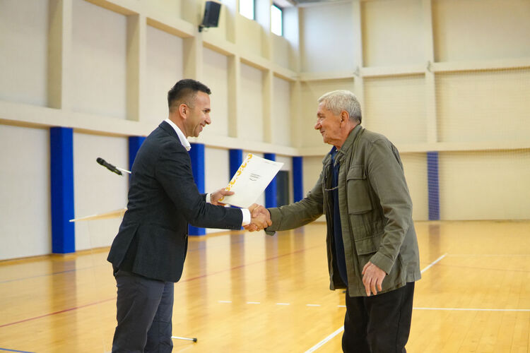 Uručenje ugovora
