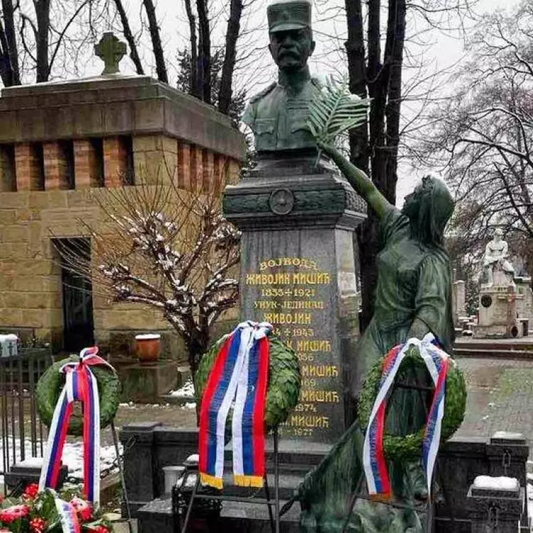 Председник општине Мионица на годишњицу смрти Живојина Мишића положио венац на његов гроб